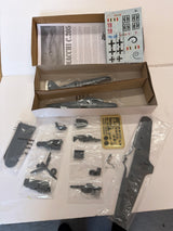21st Century Toys 22113 Macchi C.205 Veltro Plastic Model Kit