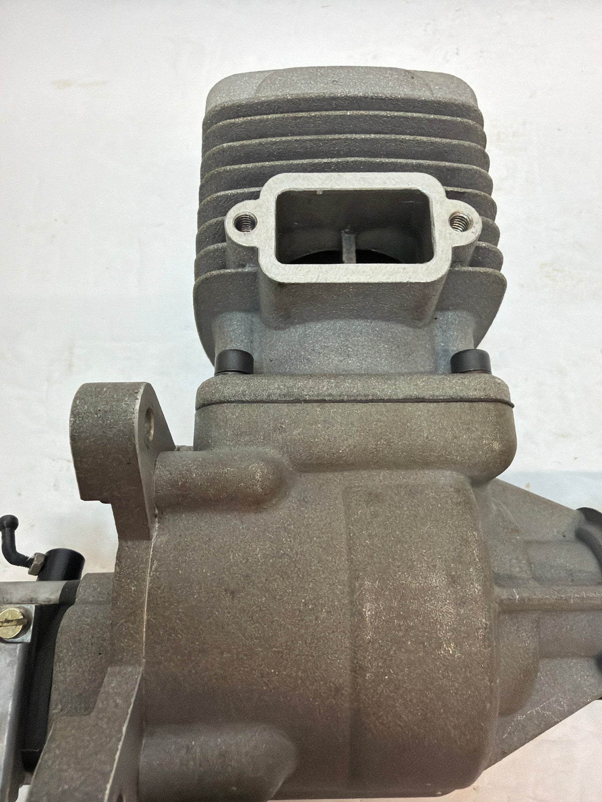 ZDZ 60 RV 2-Stroke Petrol Engine R/C Aircraft Engine – new but no ignition module or silencer Second hand (Box 162)