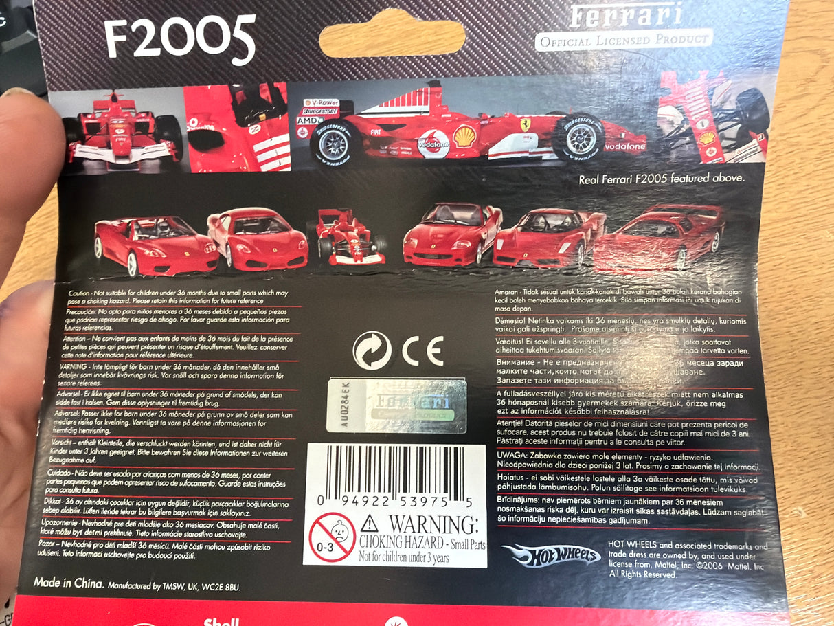Hotwheels 1:43 Ferrari f2005 V-Power
