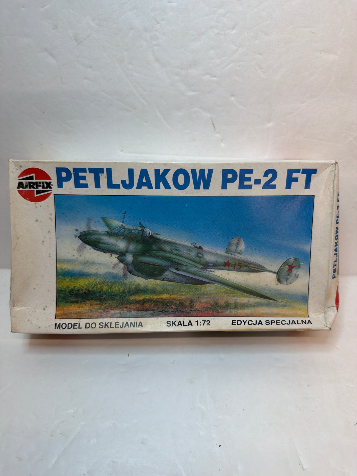 Airfix Petlyakov Pe-2 FT 1/72 A03034 Plastic Model Kit Vintage