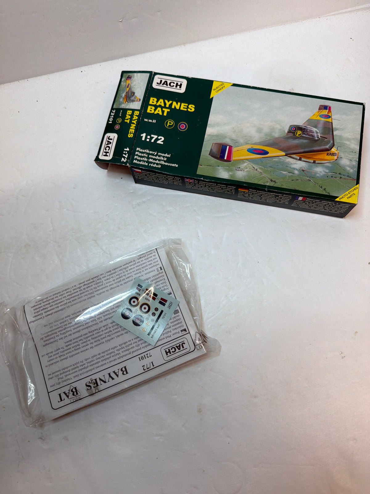 JACH Baynes Bat 1/72 72101 Plastic Model Kit Vintage