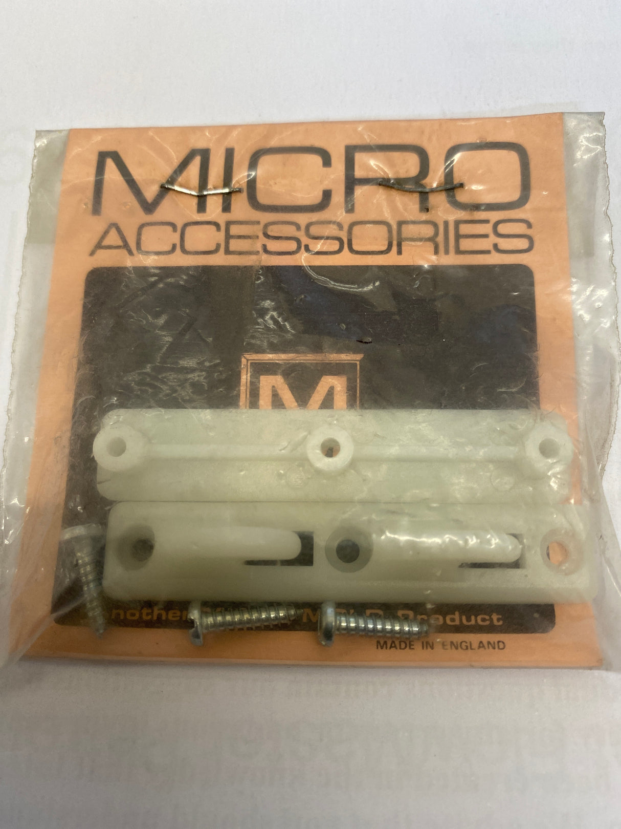 Micro Mold Double Tow Hook N146 (Box 19)