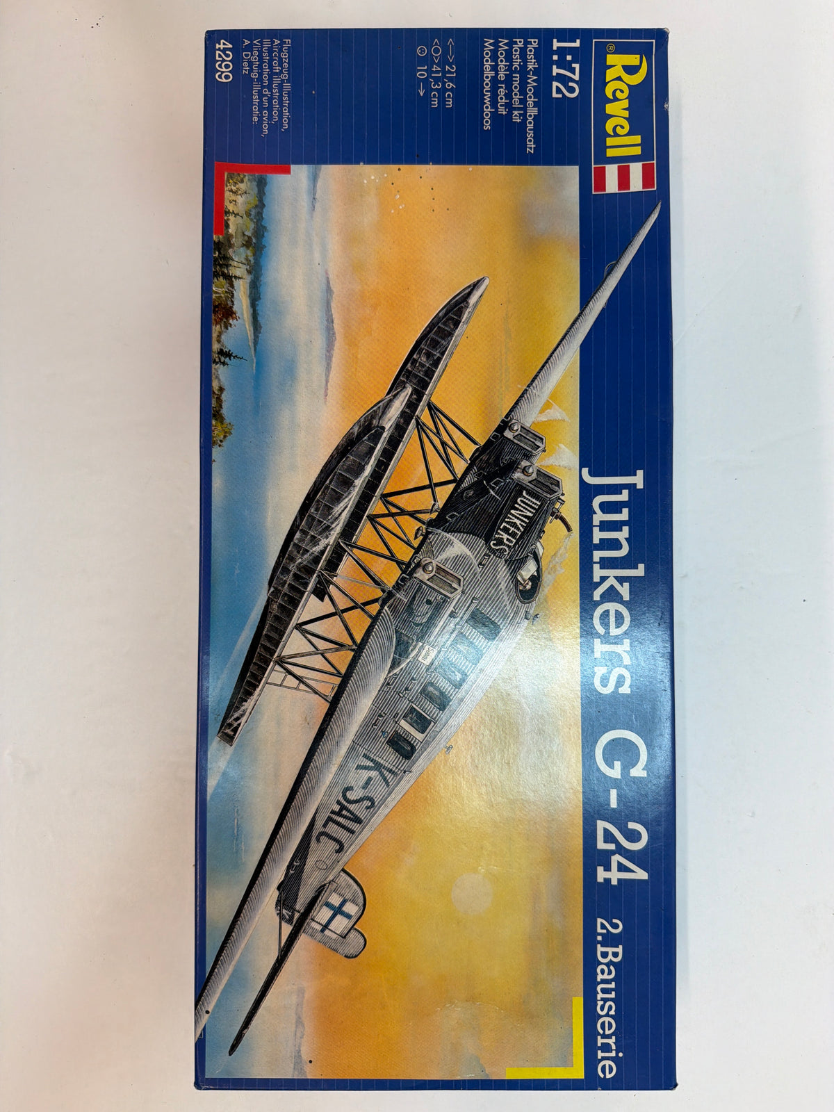 Revell Plastic aircraft kit Junkers G-24 1:72 04299 Opened but complete