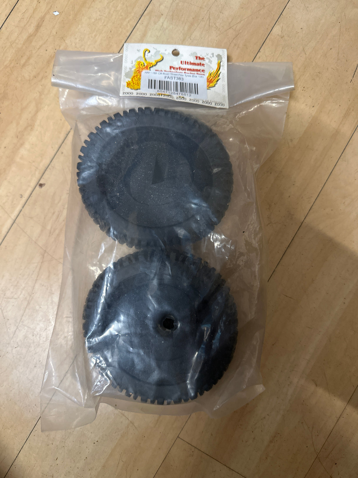 ARP 1/8th Off-Road Street Paw Tyres (Box 106)