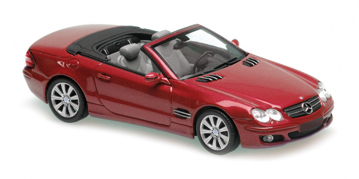 Maxichamps Die Cast Collectables - 1:43 2001 Mercedes Benz SL Class (R230) - Red