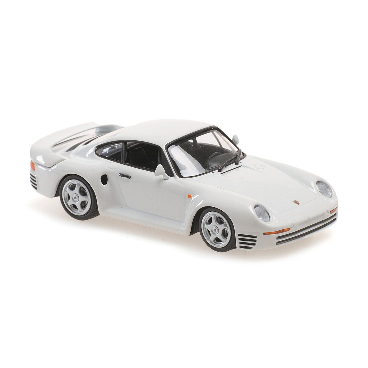 Maxichamps Die Cast Collectables - 1:43 1987 Porsche 959 - White