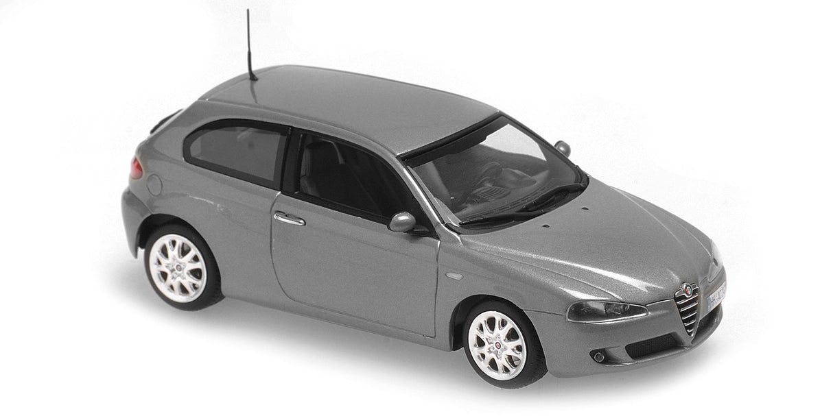 Maxichamps Die Cast Collectables - 1:43 2005 Alfa Romeo 147 - Grey Metallic