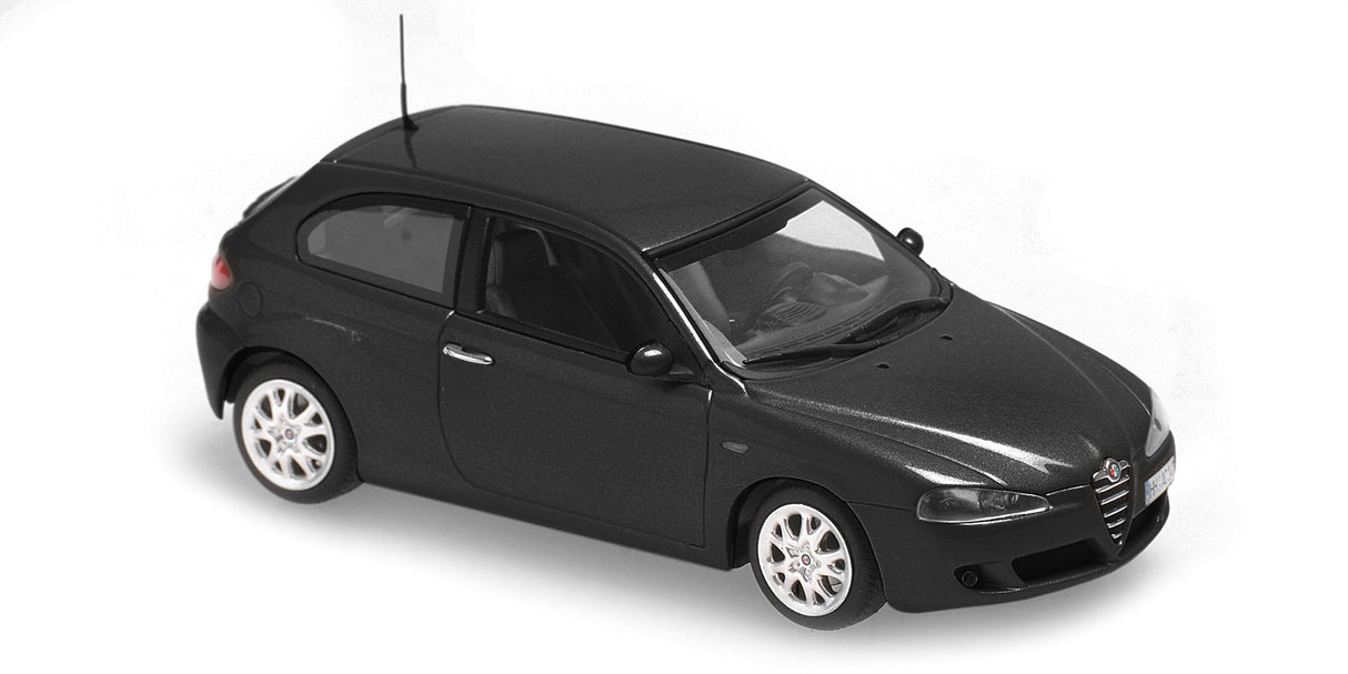 Maxichamps Die Cast Collectables - 1:43 2005 Alfa Romeo 147 - Black Metallic