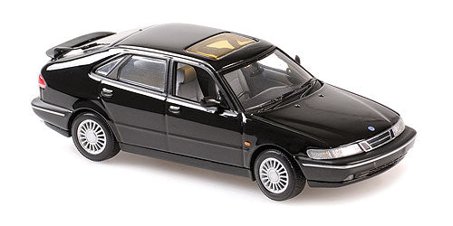 Maxichamps Die Cast Collectables - 1:43 1995 Saab 900 Saloon 4-Door - Black
