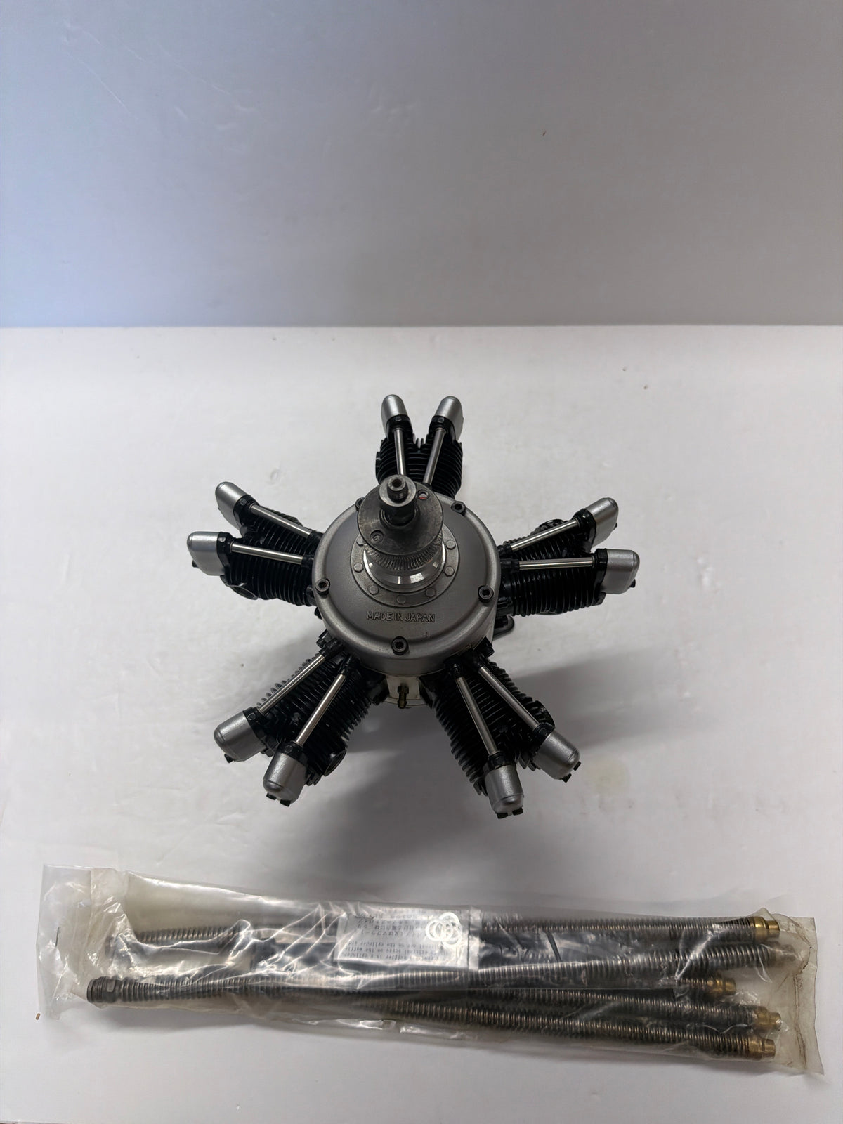 Second hand Saito FA-325 R5 five-cylinder radial and Flexi Exhausts Model engine