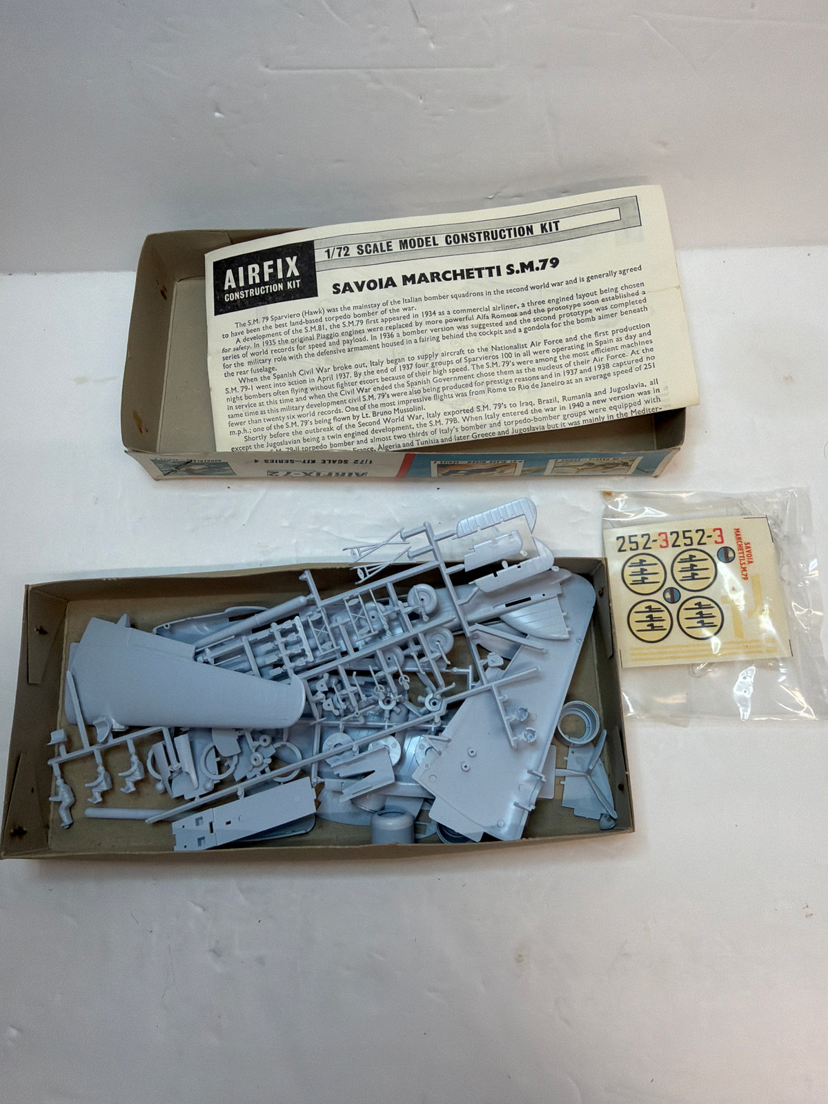 Airfix Savoia-Marchetti SM.79 Sparviero 1/72 487 / 04007-3 Plastic Model Kit Vintage