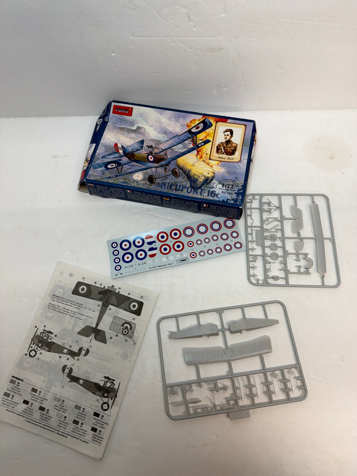 Toko 124 Nieuport 16 C.1 WWI Fighter — 1:72 Plastic model aircraft kit