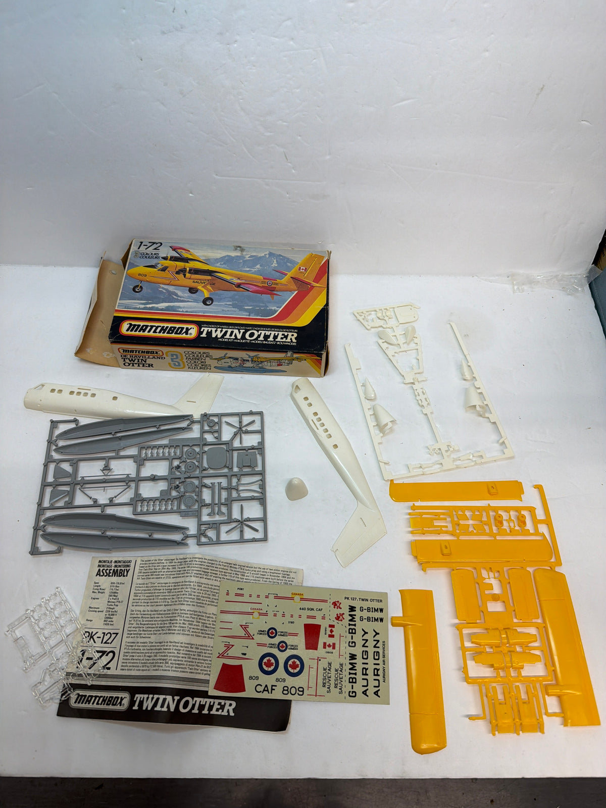 Matchbox PK-127 / 40127 de Havilland Canada DHC-6 Twin Otter — 1/72 Scale Plastic model kit