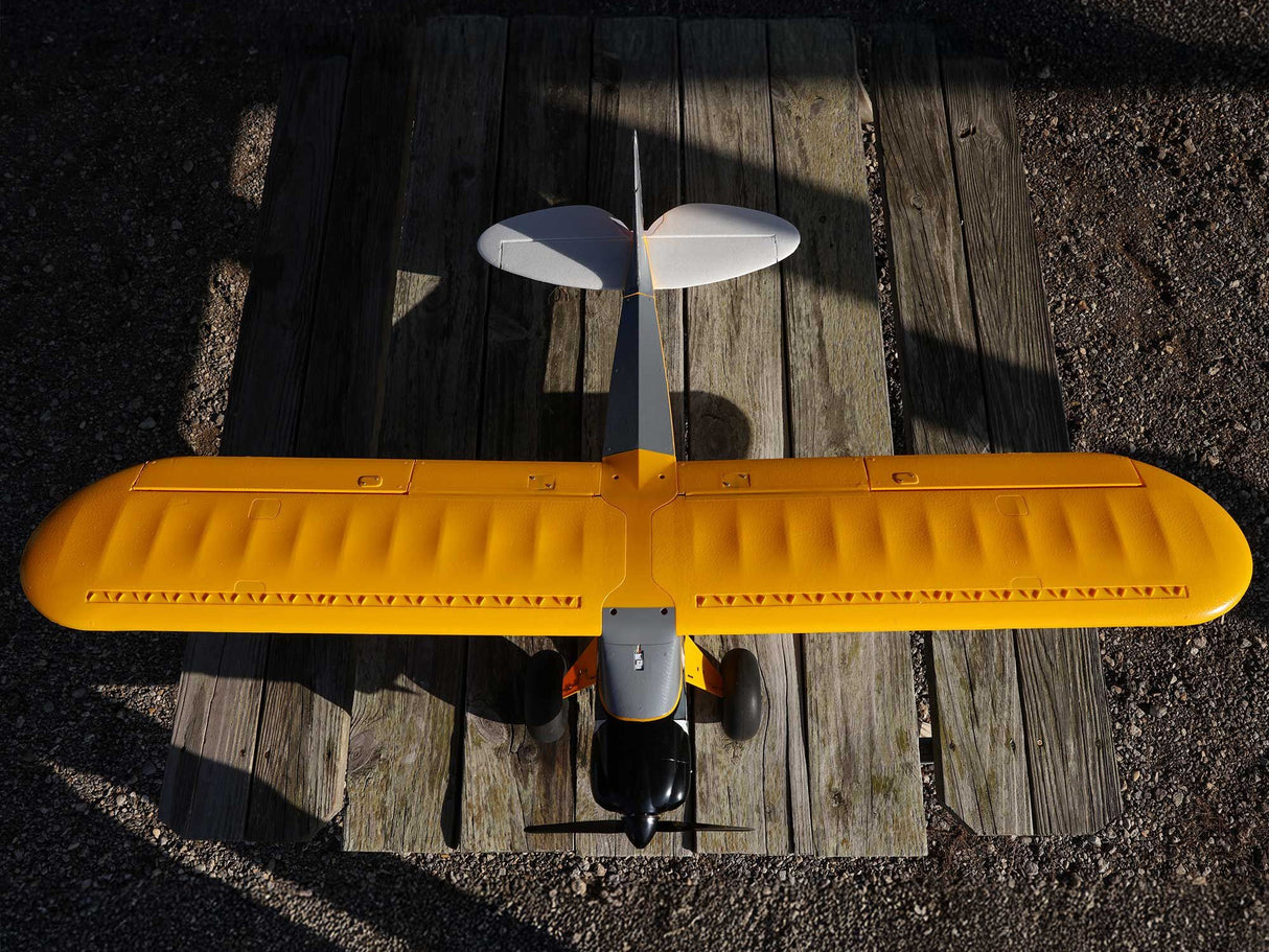 HobbyZone Carbon Cub S 2 1.3m Cleetus McFarland Special Edition BNF Ba - PRE ORDER - EXPECTED EARLY SEPTEMBER