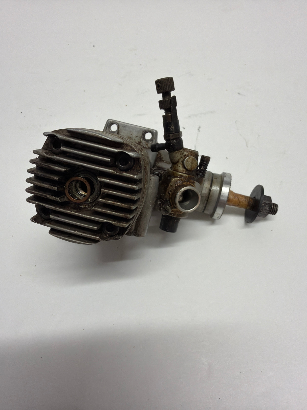 Second Hand Aircraft Engine 2-stroke Thunder Tiger GP 42 No silencer (Box 62)