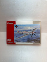 Special Hobby Plastic Model Kit Supermarine Spitfire F Mk.21 Contraprop — 1:72