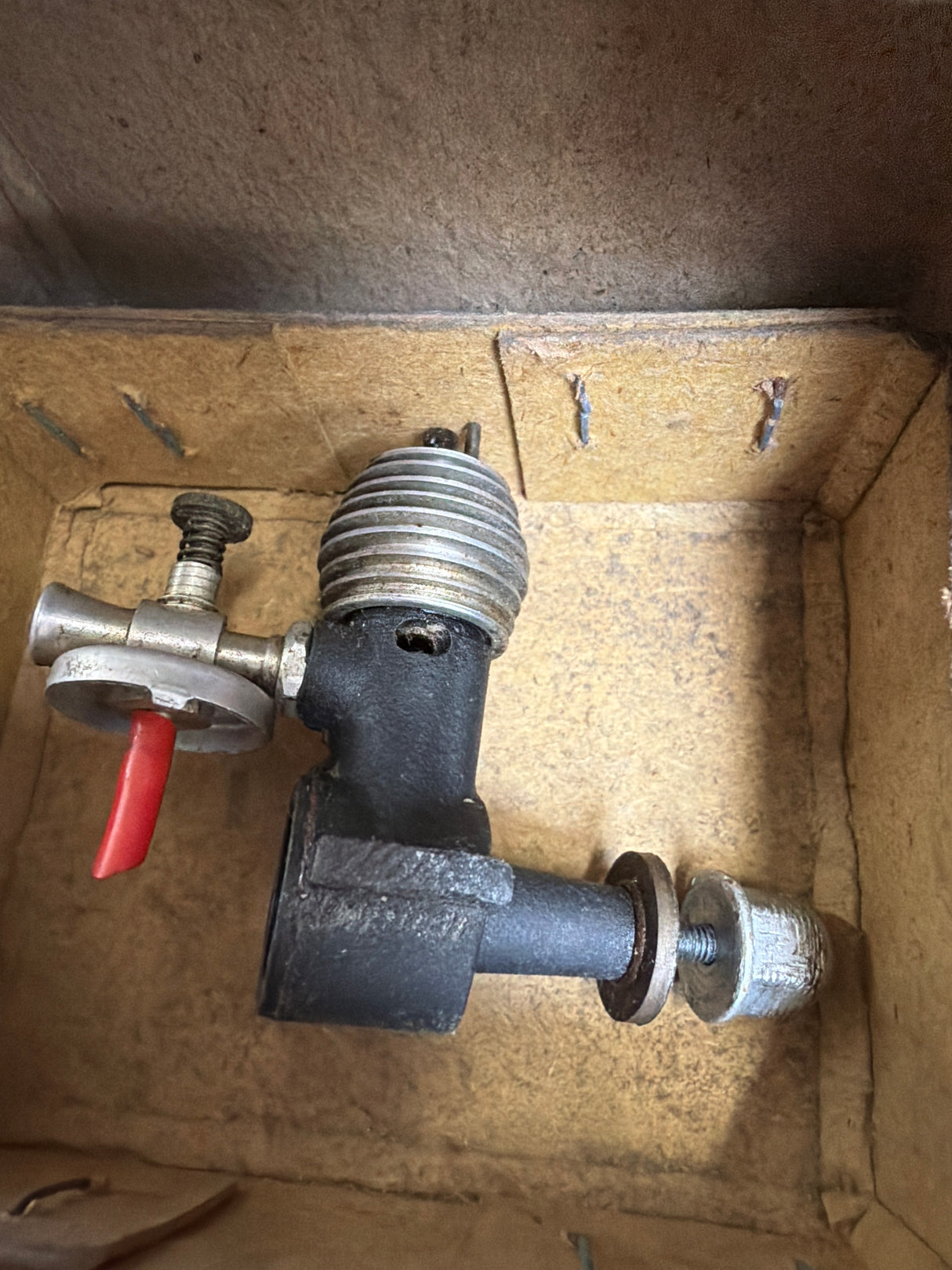 Second Hand Engine Mills .75 Diesel In Box Missing Glass Tank