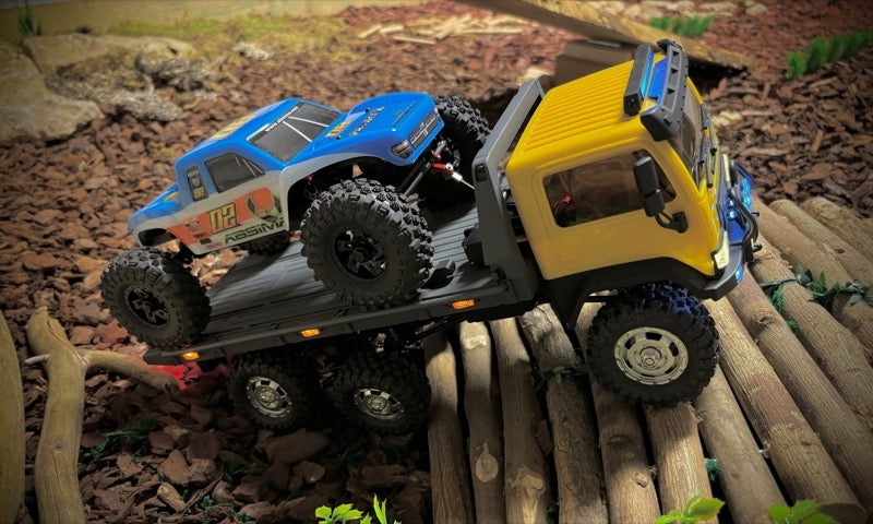 Hobby Plus 1:18 CR-18P Tow Truck ARKTOS 6x6 RTR - Yellow