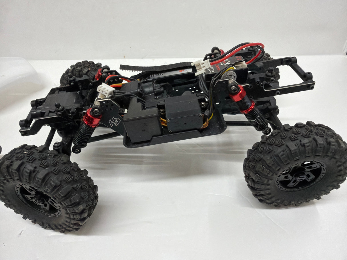 Second Hand Brushless Rock crawler 1:18 with Radio and Battery