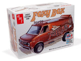 AMT Model Kits - 1:25 1975 Chevy Van Foxy Box Kit