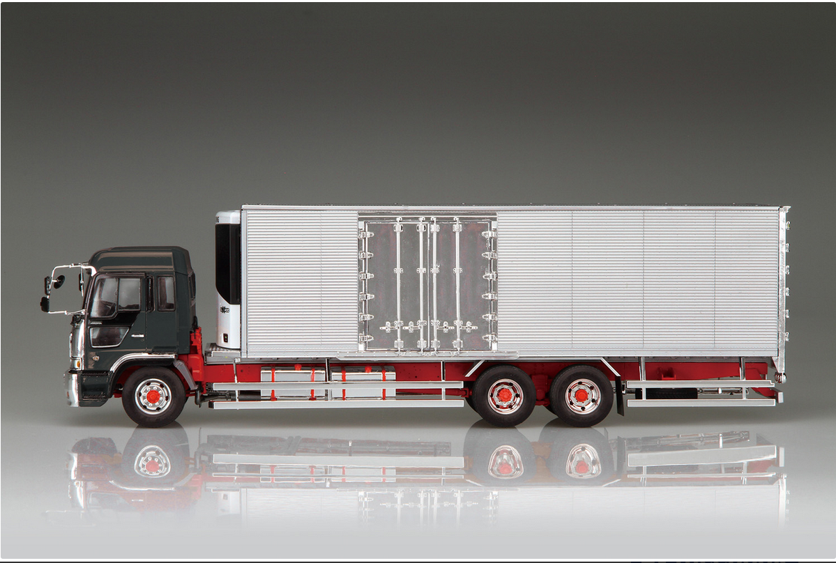 1/32nd HINO PROFIA TRUCK