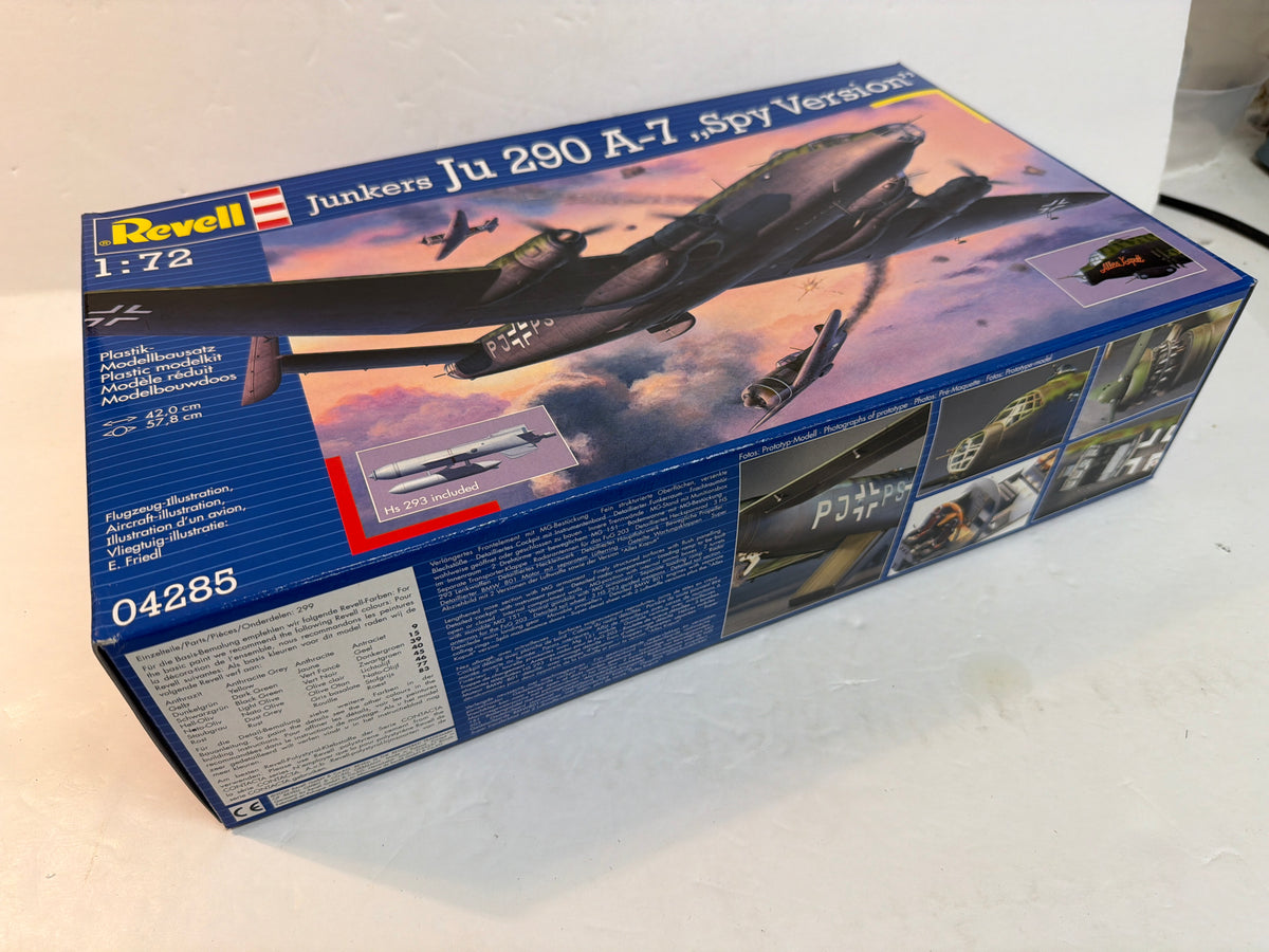 Revell Plastic aircraft kit JU 290 A-7 Spy Version 1:72 04285 new sealed