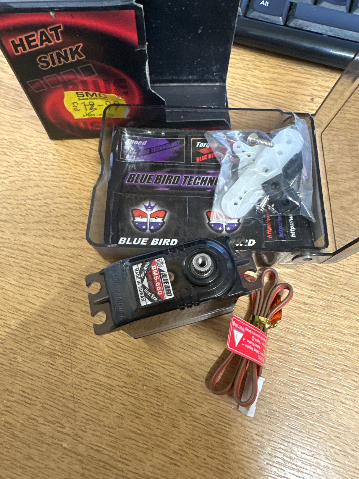 Bluebird BMS-660MG+HS Standard Servo