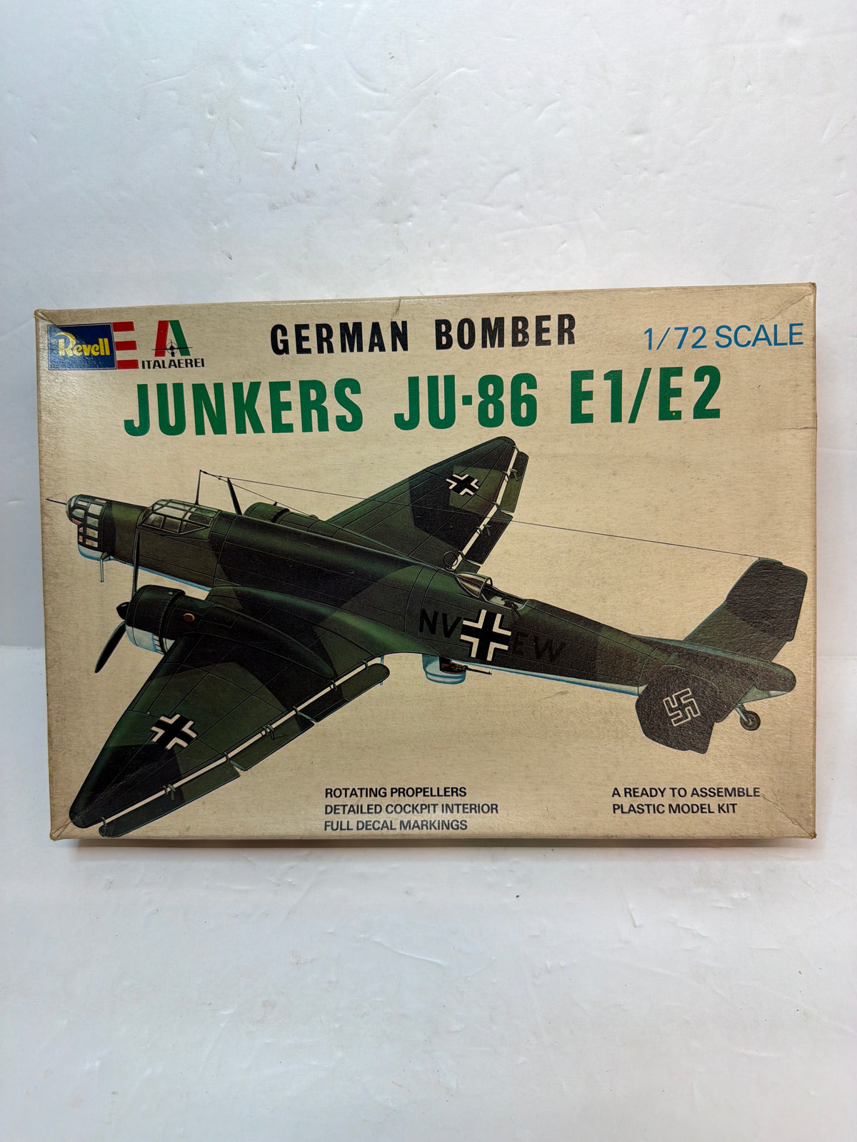 Italaerei Junkers Ju 86 E1/E2 German Bomber 1/72 Plastic model Kit Vintage