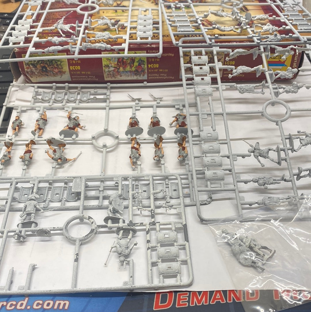 Zvezda 1/72 Roman Imperial Infantry (I.BC - II.AD) 8043