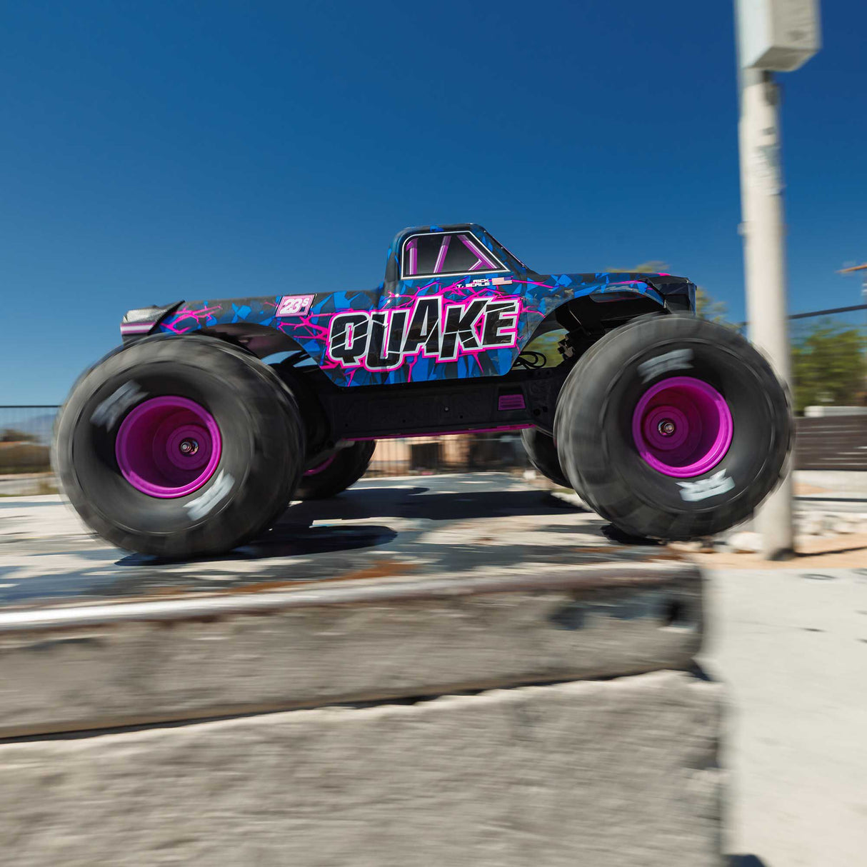 ARRMA  1/10 QUAKE 223S DSC 2WD RTR Brushless Monster Truck -Purple- For Pre Order - Expected Early October
