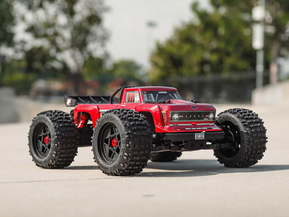 Arrma 1/10 Outcast 4x4 4S BLX Centre Diff Stunt MT (Red) ARA4410V2T4