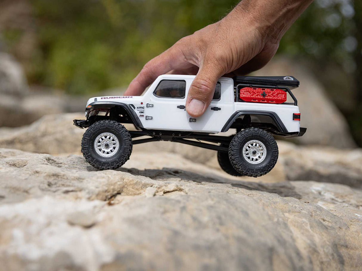 Axial SCX24 Jeep Gladiator 4WD Rock Crawler RTR - White