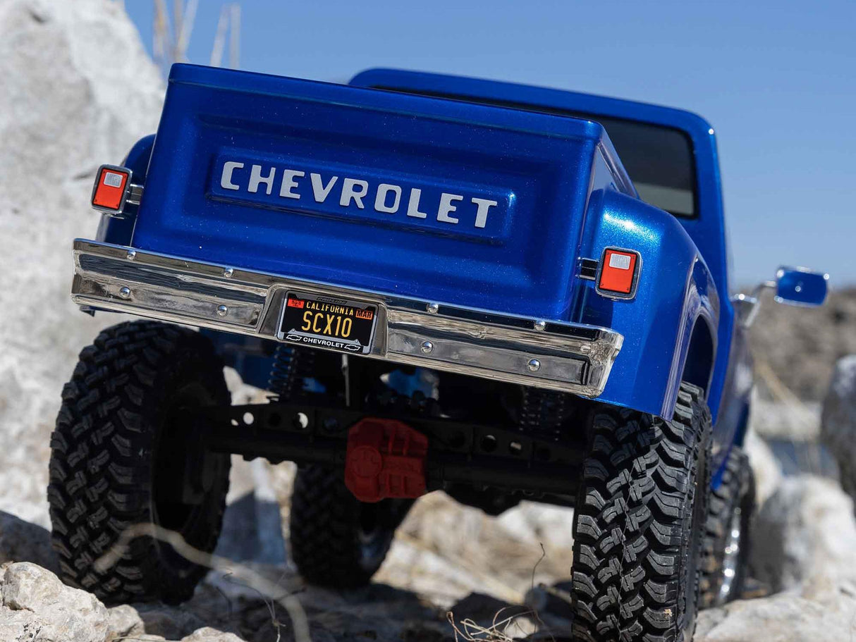 Axial 1/10 SCX10 III Base Camp 1982 Chevy K10 4X4 - Ready to Run - Blue - PRE ORDER ONLY - DUE MID AUGUST