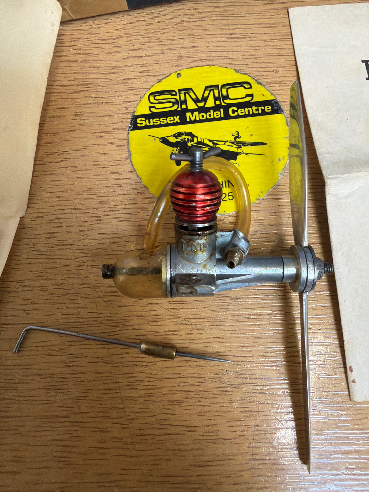 ALLBON BAMBI 0.15cc Vintage Model Engine Diesel In Box Second Hand (Box 109)