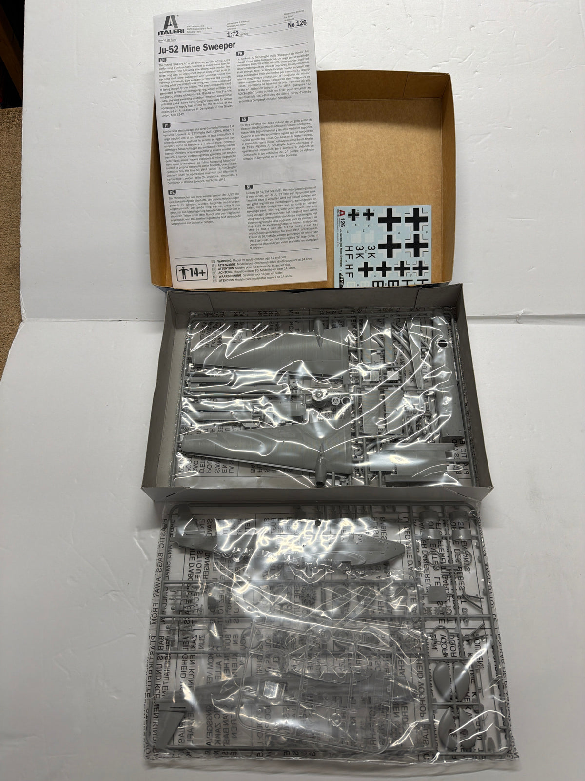 Italeri JU 52/ 3mg6e Minesweeper 1:72 Plastic Model Kit
