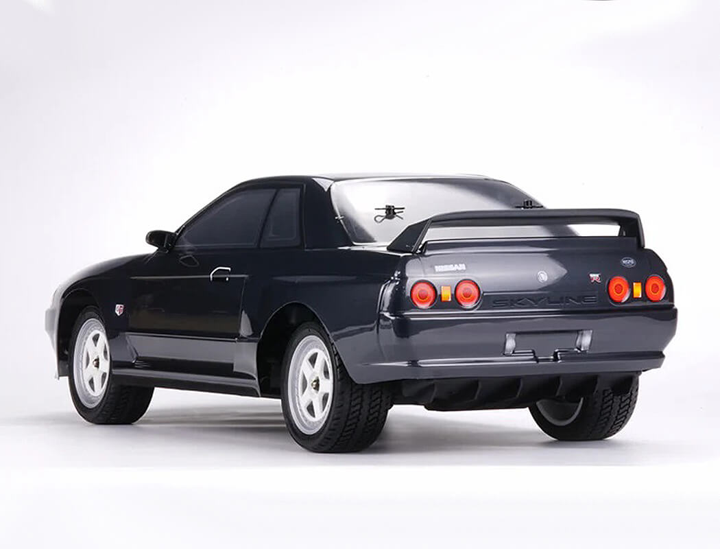 CARISMA M48S NISSAN SKYLINE GT-R (R32) 1/8 BRUSHLESS RTR