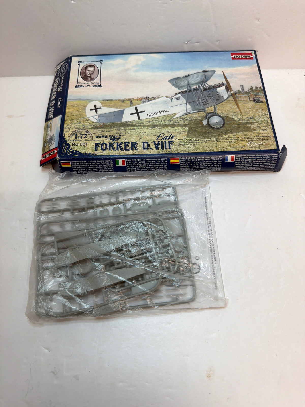 Roden Plastic Model Kit Fokker D.VIIF (Late) — 1:72