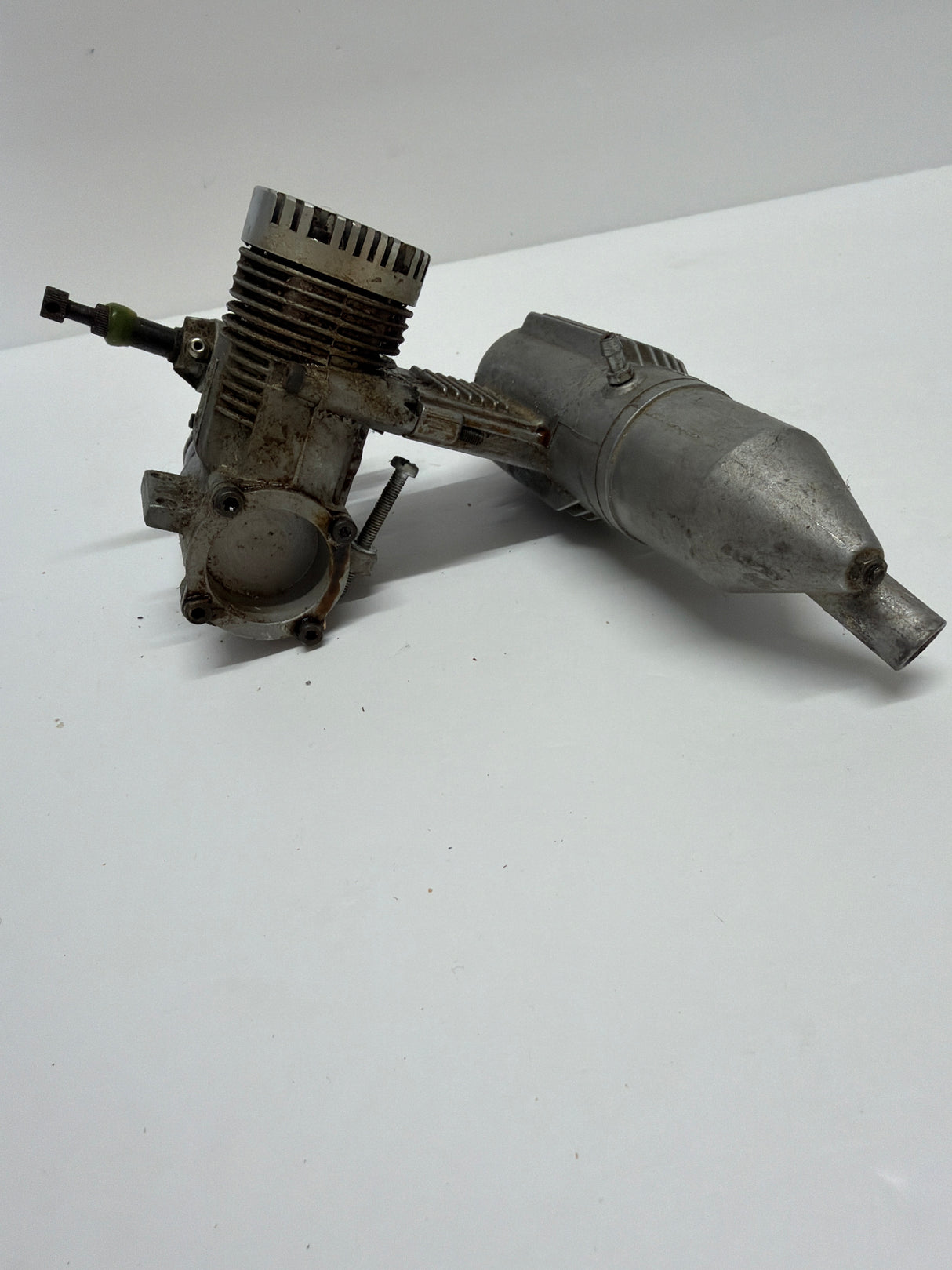 Second Hand Aircraft Engine 2-stroke Super Custom 40 with OS Silencer (Box 62)