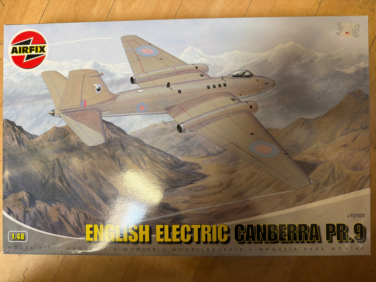Airfix 1/48 English Electric Canberra PR.9 A10103