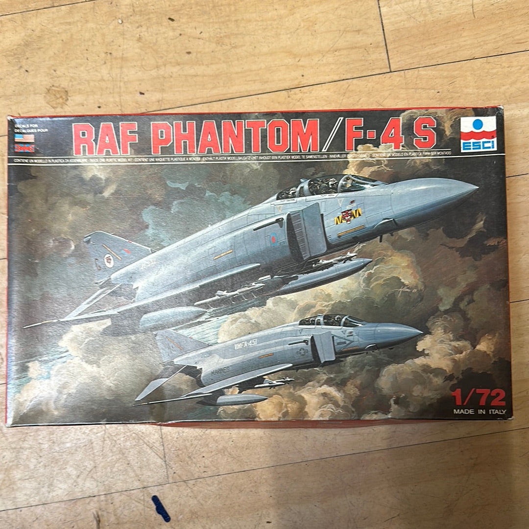 Vintage Esci RAF Phantom F-4S plastic kit 9045