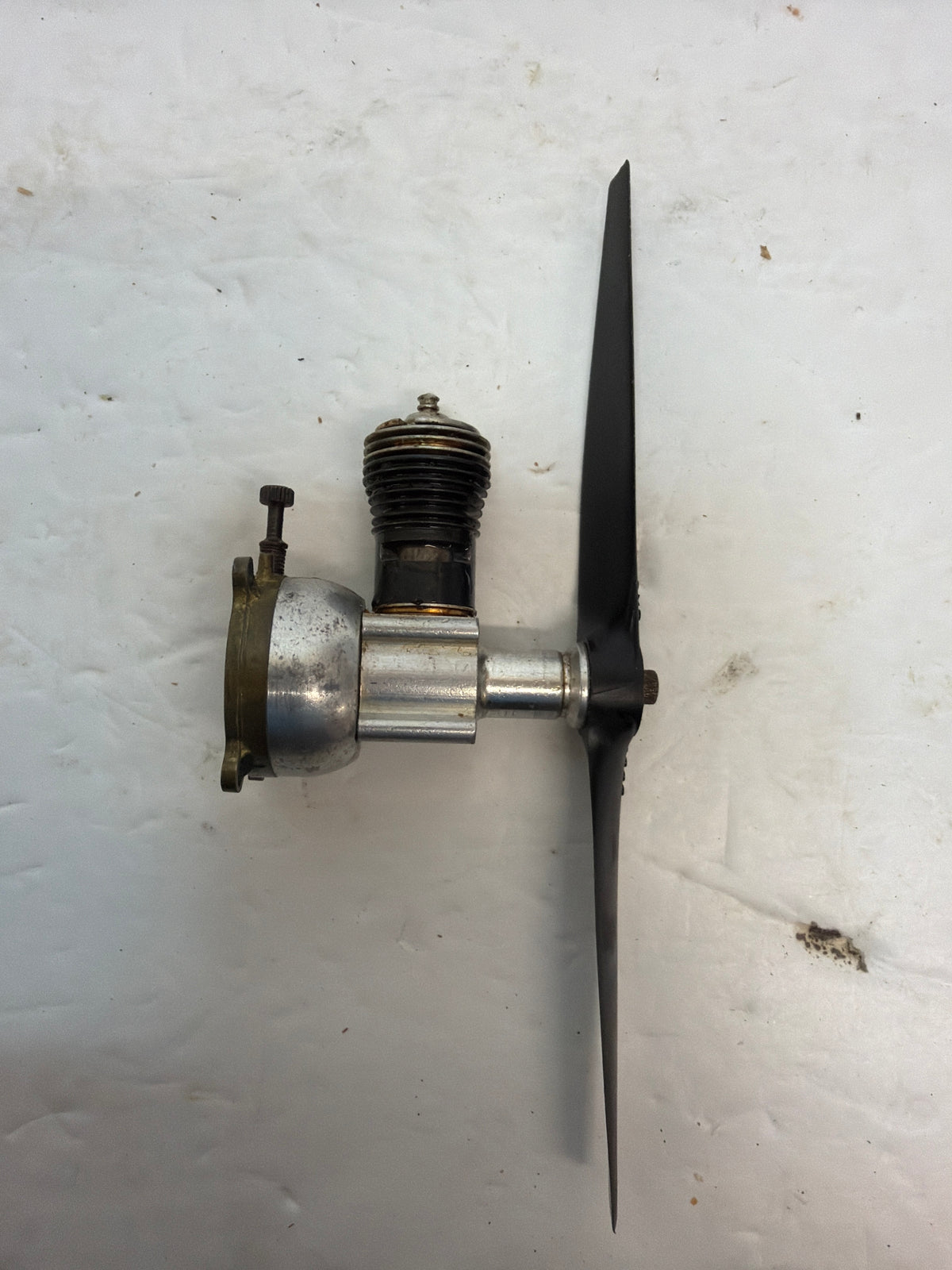 Cox Babe Bee .049 2-Stroke Glow Engine R/C Aircraft Engine – Second hand (Box 162)