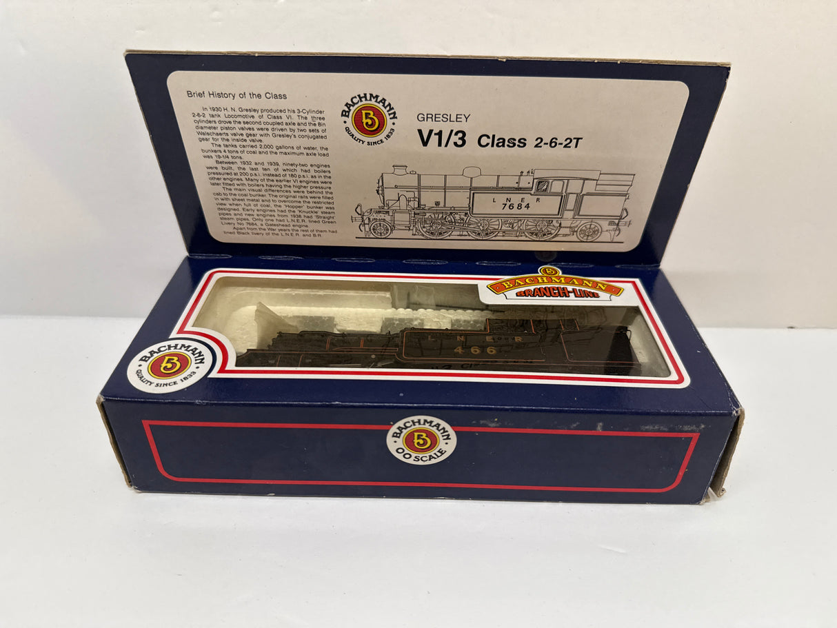Bachmann 31-67664 B.R. Black (Hopper Type Bunker) Gresley V1/3 class 2--2T Loco - SECOND HAND