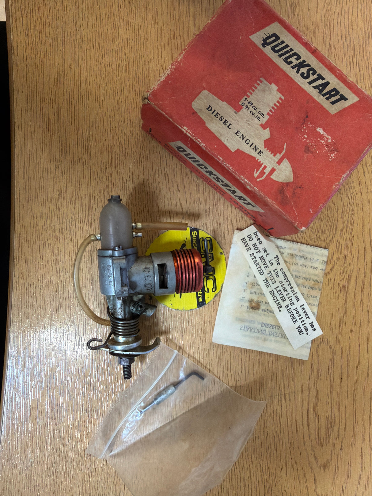 DC Sabre 1.49 CU . CM In Box Vintage Model Engine Diesel Second Hand (Box 109)