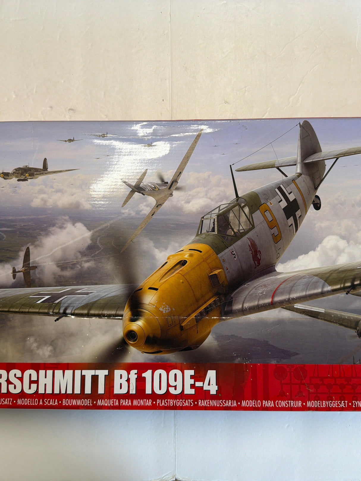 Airfix 1:24 Messerschmitt Bf109E-4 Gift Set A50176