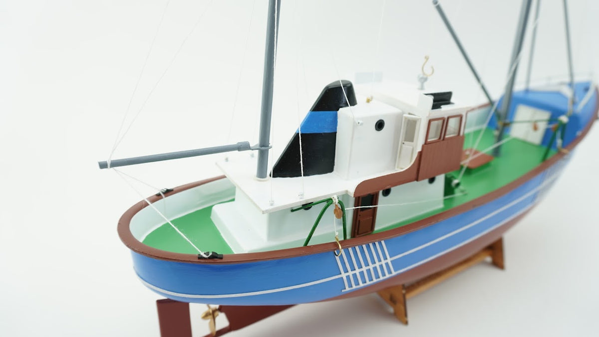 Billing Boats 1:60 Progress Kit - plastic hull 461035 (B240)