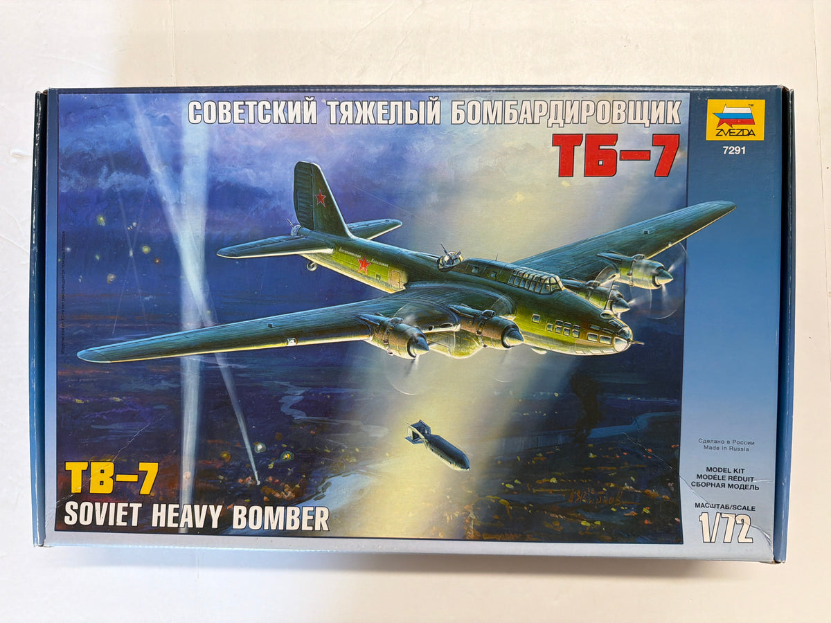 Zvezda 7291 TB-7 Soviet Heavy Bomber Plastic Model Kit