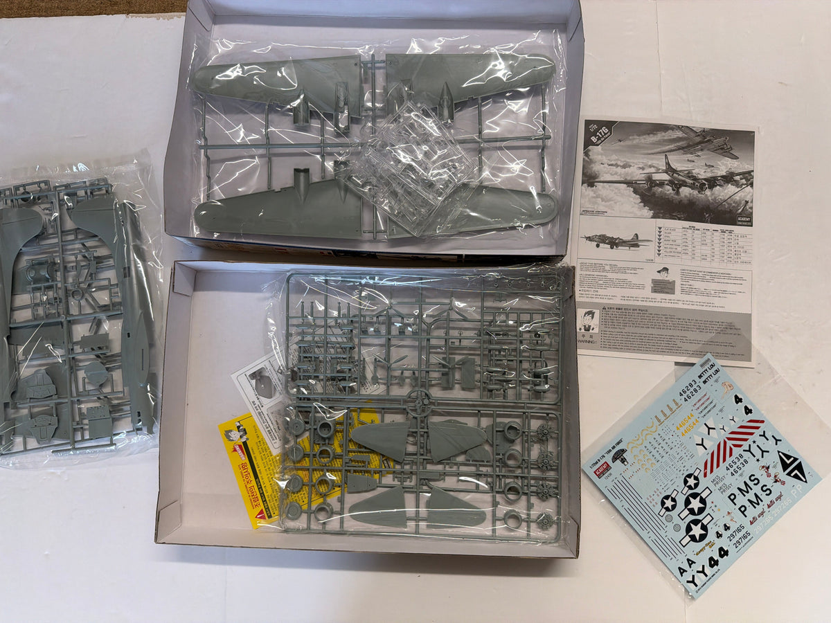 Academy B-17G 15th Air Force 1:72 Plastic Model Kit