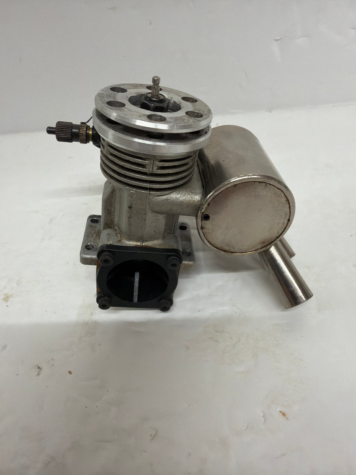 Irvine 20 ? 2-Stroke Glow Engine R/C Aircraft Engine – Second hand (Box 162)