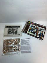 Revell Pilots & Ground Crew – Royal Air Force WWII 1935–45 1:48 Scale model Plastic kit
