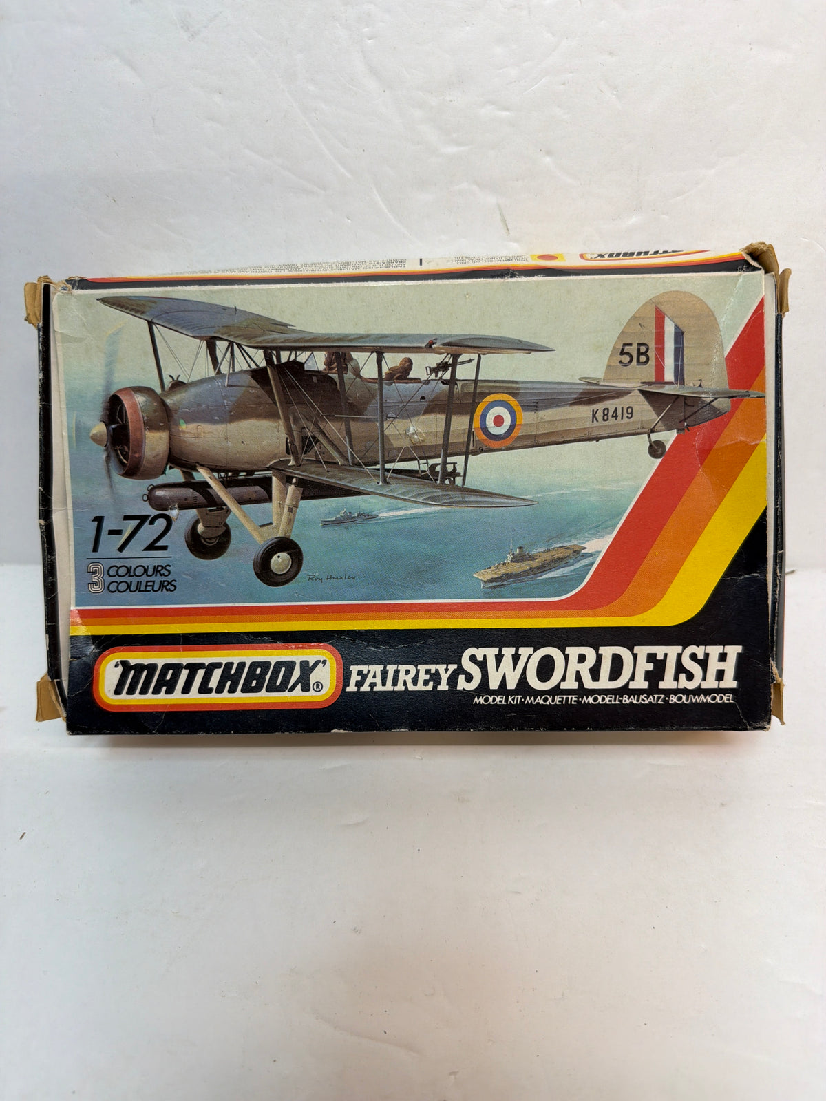 Matchbox PK-112 Fairey Swordfish Mk.I/Mk.III — 1/72 Scale Plastic model kit